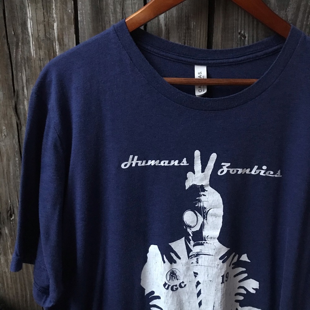Humans Zombies Tees 2XL